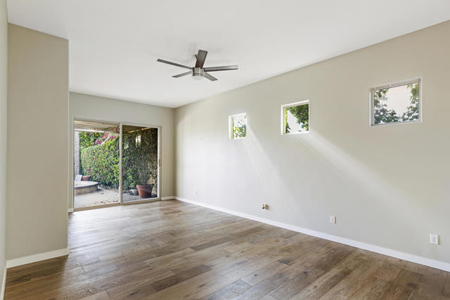 86 N Kavenish Drive, Rancho Mirage CA: https://media.crmls.org/mediaz/a62769d3-987b-4d3f-923f-c9632ba07157.jpg