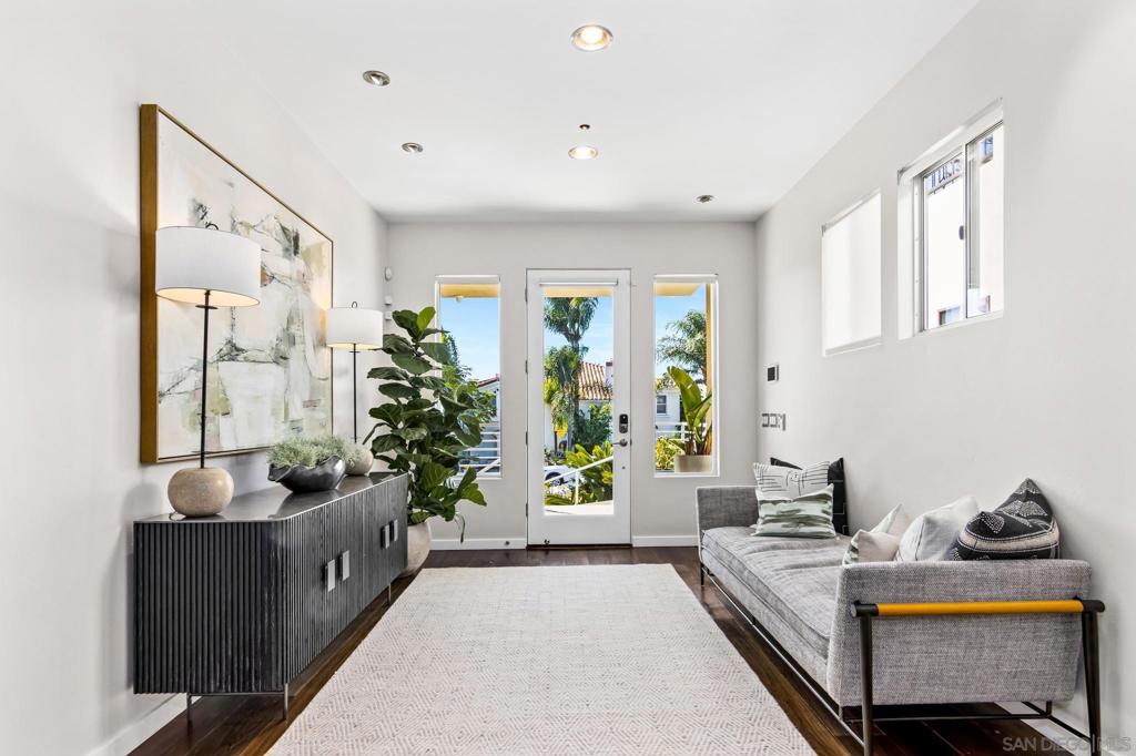 3705 Haines St - photo 6