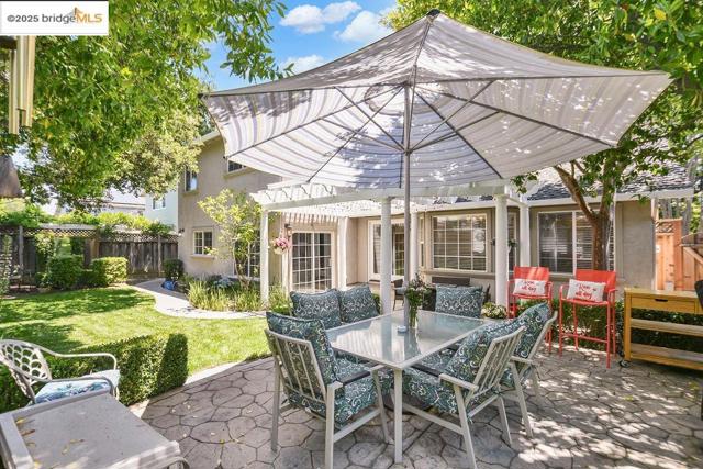 197 Branbury Dr, Campbell CA: https://media.crmls.org/mediaz/a6294e3c-19c4-4dc7-90c9-17223c9a5445.jpg