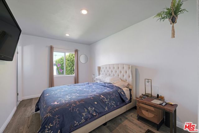 3447 9th Avenue, Los Angeles CA: https://media.crmls.org/mediaz/a62986bb-d48e-4bda-869d-90f73d90b4bd.jpg