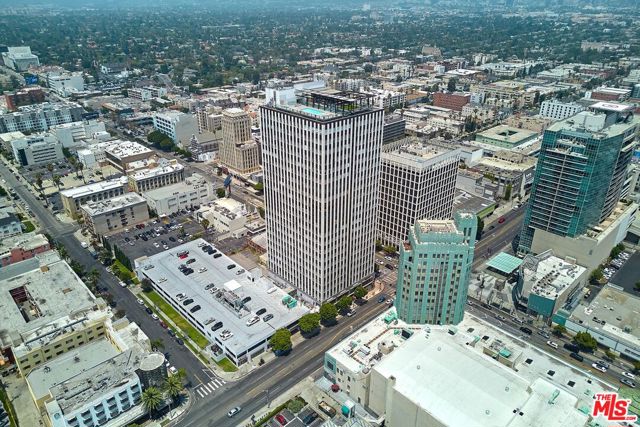 3810 Wilshire Boulevard, Los Angeles CA: https://media.crmls.org/mediaz/a629eaf8-9217-41f3-9b6f-ca1f777238c8.jpg