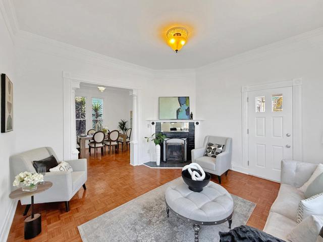 398 W San Fernando, San Jose CA: https://media.crmls.org/mediaz/a62a54f8-685e-418a-a4d1-e44aeb0ca505.jpg