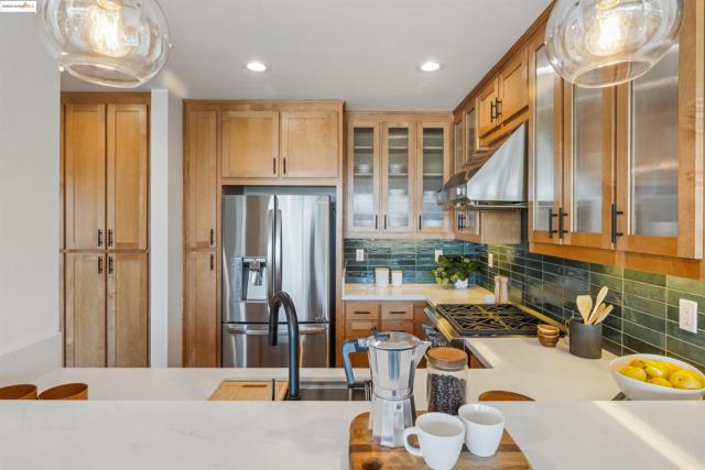 428 Alice Street, Oakland CA: https://media.crmls.org/mediaz/a62b5dd2-a6f8-44f0-8b05-03ce6ed70722.jpg