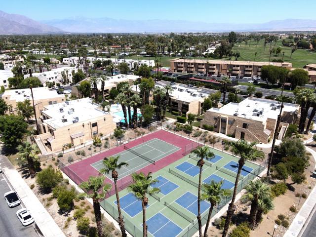5300 E Waverly Drive, Palm Springs CA: https://media.crmls.org/mediaz/a62b8832-c83c-4aa7-968c-2021700345ec.jpg