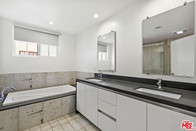 11818 Dorothy Street, Los Angeles CA: https://media.crmls.org/mediaz/a62b89d3-d13c-41db-98e2-354e094367e2.jpg
