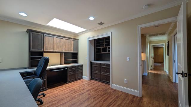 Detail Gallery Image 19 of 39 For 3167 Carnegie Pl, San Diego,  CA 92122 - 3 Beds | 3 Baths