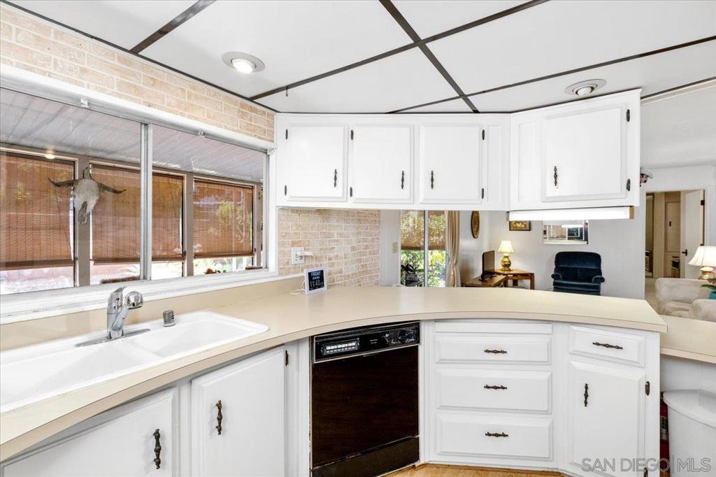 1175 La Moree Spc 49 - photo 8