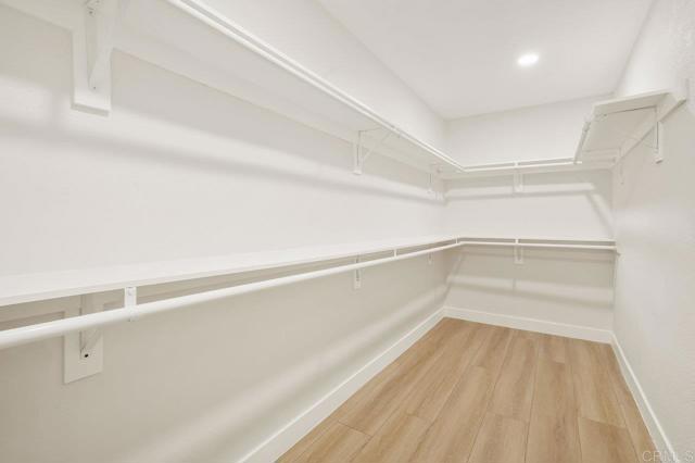 Image 11 of 40 For 17515 Devereux Rd