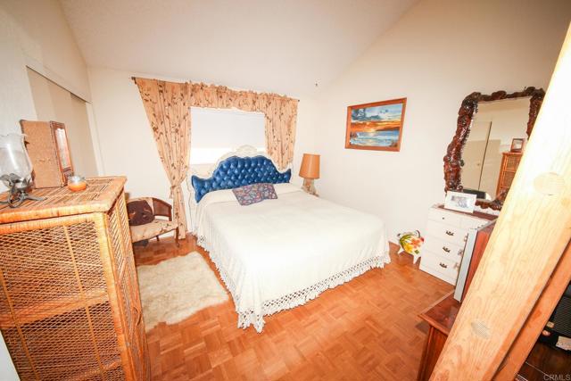 318 Juniper Avenue, Carlsbad CA: https://media.crmls.org/mediaz/a62d56df-6504-4b45-85a1-1b74a3420bee.jpg