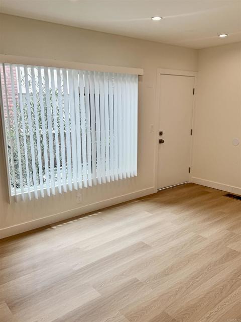 Detail Gallery Image 4 of 10 For 1235 N Brand Bld #3,  Glendale,  CA 91202 - 1 Beds | 1 Baths