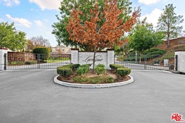 16214 Highgate Drive, Riverside CA: https://media.crmls.org/mediaz/a62f3089-b687-4397-a2b7-115f284c348d.jpg
