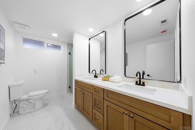 Detail Gallery Image 19 of 33 For 1602 Towell Ln, Escondido,  CA 92029 - 5 Beds | 3 Baths