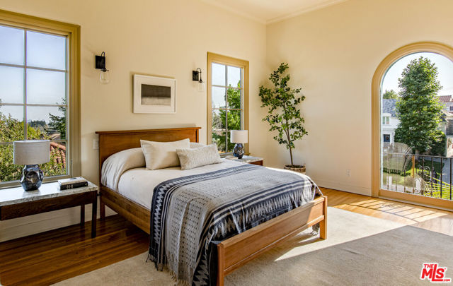 2250 N Berendo Street, Los Angeles CA: https://media.crmls.org/mediaz/a6309b64-a599-46c7-bc5b-5c35a1f559de.jpg