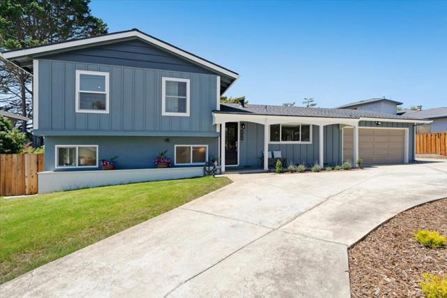 806 Clubhouse Drive, Aptos CA: https://media.crmls.org/mediaz/a630cf79-5e2b-41aa-a863-2f0227e47a95.jpg
