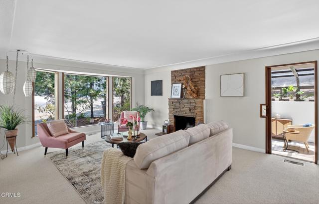 469 Sycamore Glen, Pasadena CA: https://media.crmls.org/mediaz/a630f4c5-35d3-451e-8ca8-490cf0b63227.jpg