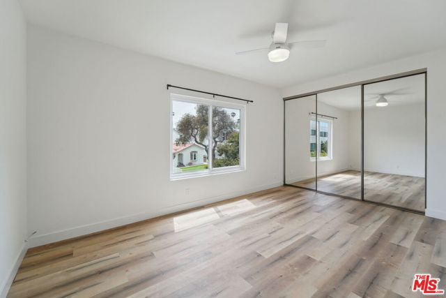 1133 22nd Street, Santa Monica CA: https://media.crmls.org/mediaz/a6322cbb-04b6-4fde-920b-4e431b30a5ea.jpg