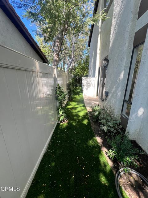 Detail Gallery Image 5 of 34 For 889 Shadow Lake Dr, Thousand Oaks,  CA 91360 - 3 Beds | 2/1 Baths