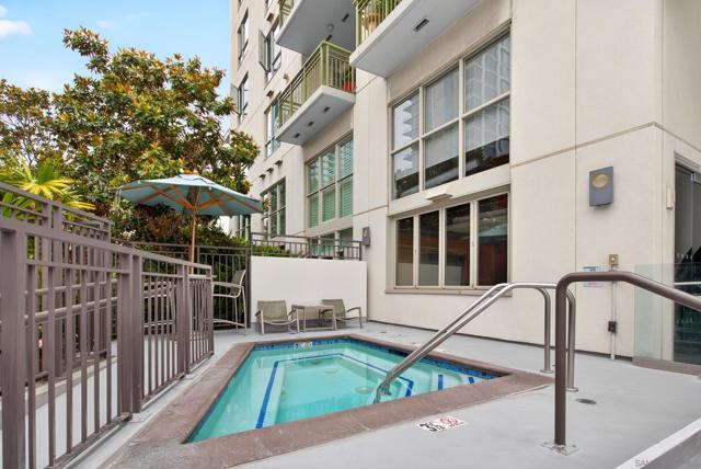 1240 India St, San Diego CA: https://media.crmls.org/mediaz/a6330b99-bf55-4de2-ac71-e2d73d92fd44.jpg