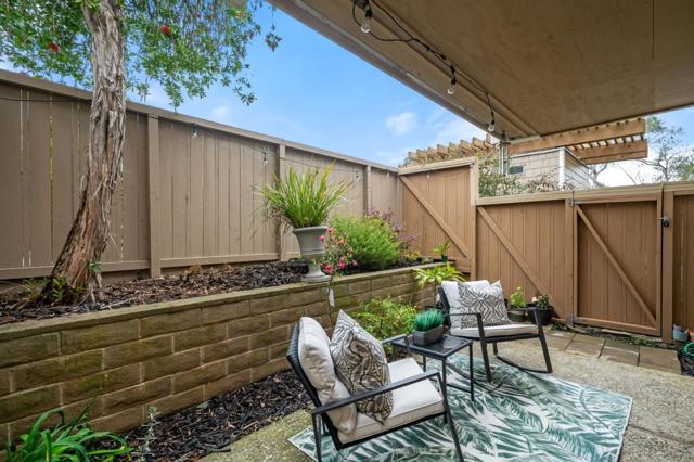 1685 Bayridge Way, San Mateo CA: https://media.crmls.org/mediaz/a6330d50-01d1-4267-b2a4-62ec9fa5383e.jpg