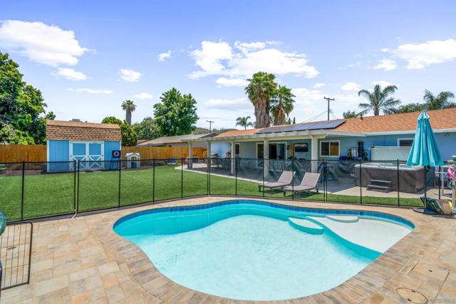 13225 Waltham Ave, Poway CA: https://media.crmls.org/mediaz/a633dfa9-824f-4c24-a16b-fd6f6259cd62.jpg