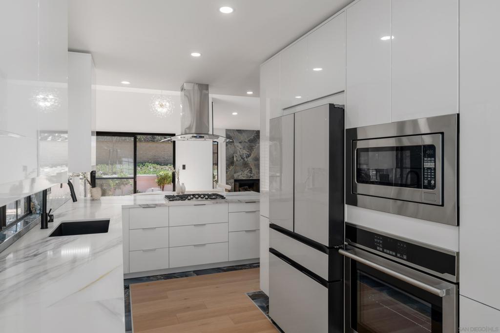 MLS #250042589SD image #19