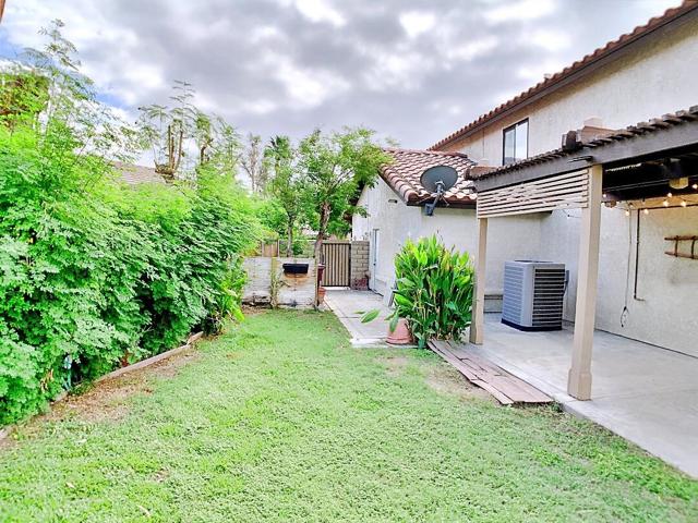 49035 Serenata Court, La Quinta CA: https://media.crmls.org/mediaz/a635137d-8e3a-4b6d-9838-31f1b1bcf845.jpg