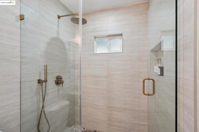 744 Coventry Road, Kensington CA: https://media.crmls.org/mediaz/a63bd2e4-ebcb-4a46-83ec-f3c10e756beb.jpg