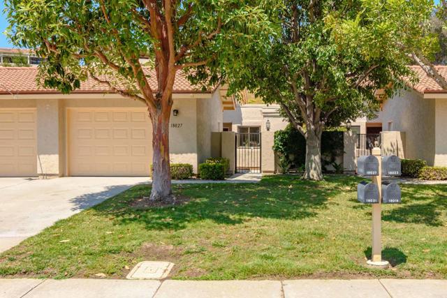 18027 Avenida Alozdra, San Diego CA: https://media.crmls.org/mediaz/a63ccfb7-13c7-4dbf-99f0-21c10e79f5db.jpg