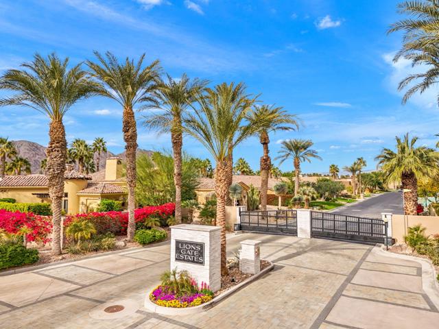57645 Valley Lane, La Quinta CA: https://media.crmls.org/mediaz/a63ebb8f-a943-46ec-aa46-14b6edde08db.jpg