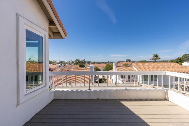 Detail Gallery Image 38 of 109 For 4169 Rhodes Way, Oceanside,  CA 92056 - 2 Beds | 2/1 Baths