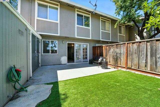 824 Royal Ann Ln, Concord CA: https://media.crmls.org/mediaz/a63fd386-4be9-48cb-ab00-1da6c0967594.jpg