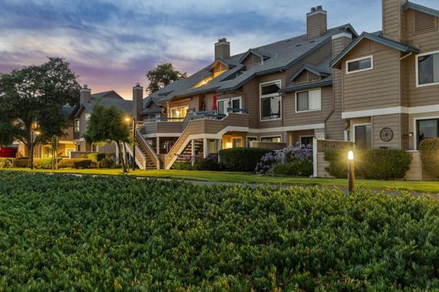 2309 Vista Del Mar, San Mateo CA: https://media.crmls.org/mediaz/a63febac-f2ed-4dfb-a534-7be6348174dc.jpg