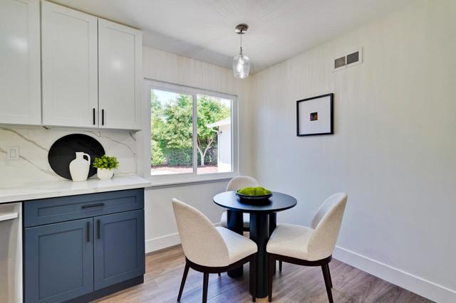 10211 E Estates Drive, Cupertino CA: https://media.crmls.org/mediaz/a6403da0-645c-46df-a3f9-3e95206f7c19.jpg