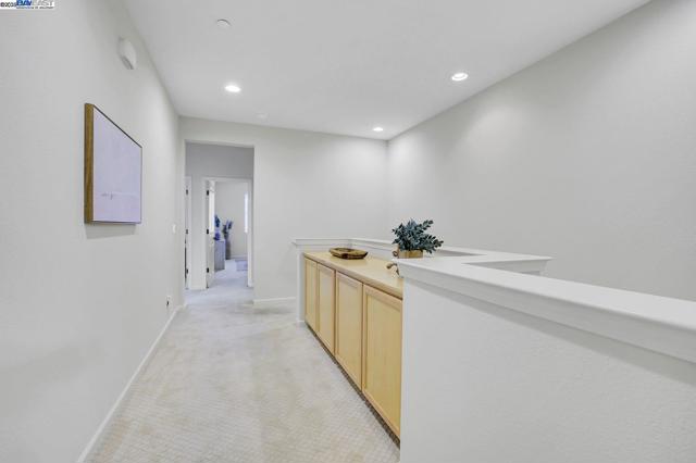 5092 Fioli Loop, San Ramon CA: https://media.crmls.org/mediaz/a6407d4e-f5f7-48e7-b7f6-98a0dd296e7d.jpg
