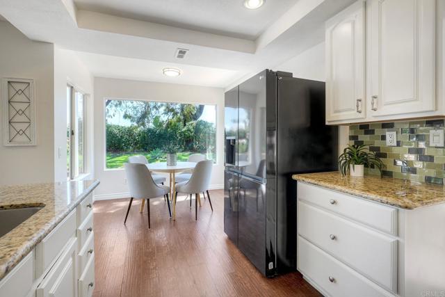 Detail Gallery Image 17 of 39 For 3369 Tournament Dr, Oceanside,  CA 92056 - 5 Beds | 3 Baths