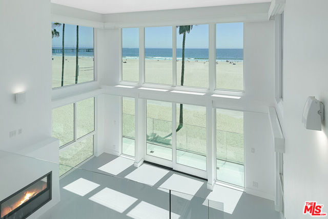 2419 Ocean Front Walk, Venice CA: https://media.crmls.org/mediaz/a641011d-984c-4ec2-92c0-ec4af9bc0777.jpg