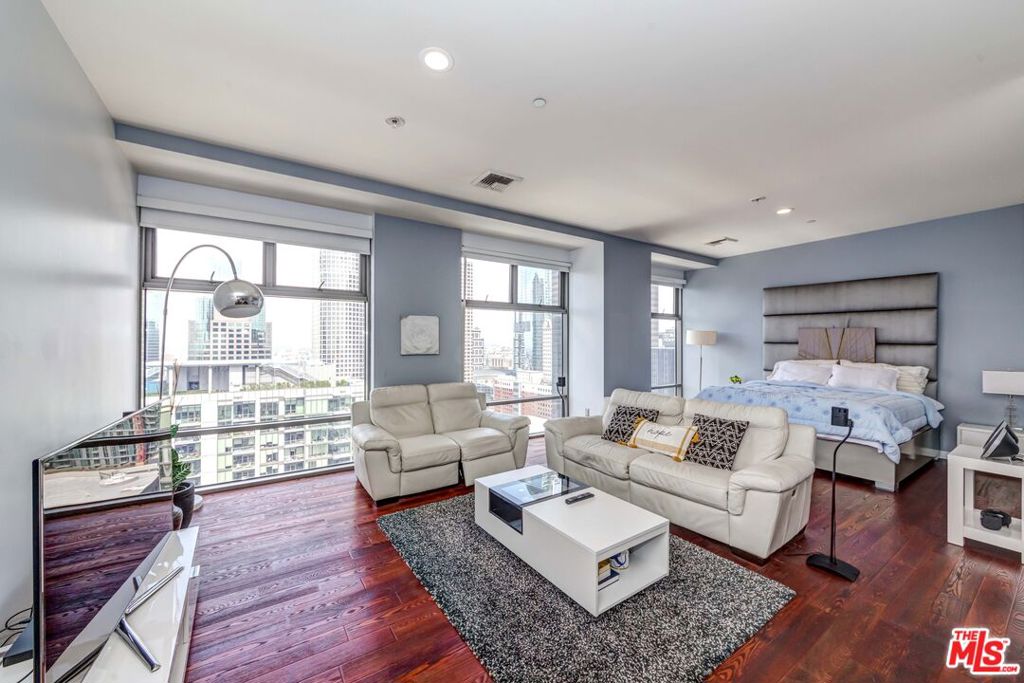 801 S Grand Avenue 2104, Los Angeles, CA 90017