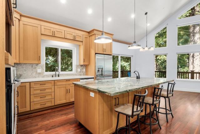 352 Manzanita Avenue, Boulder Creek CA: https://media.crmls.org/mediaz/a641e1ac-5a36-4ba1-b52f-73f1db556b5e.jpg