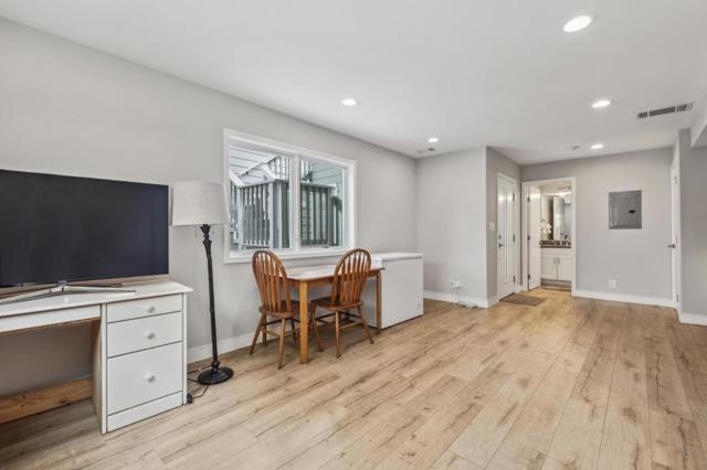 40 Eastlake Avenue, Pacifica CA: https://media.crmls.org/mediaz/a6424ea2-2d2f-4f2f-b75e-f72f0b861a46.jpg