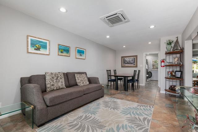 Detail Gallery Image 5 of 25 For 1528 San Jose St, Oceanside,  CA 92058 - 2 Beds | 2 Baths