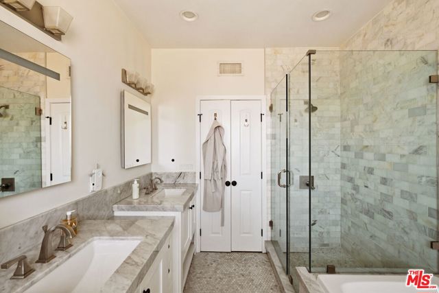 2468 Wellesley Avenue, Los Angeles CA: https://media.crmls.org/mediaz/a6432576-81c5-443c-9f14-004979a91980.jpg