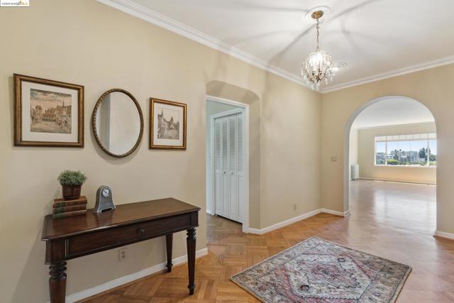 Image 9 of 45 For 492 Staten Ave  503