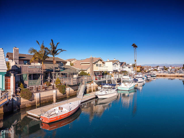 2524 Monaco Drive, Oxnard CA: https://media.crmls.org/mediaz/a644287b-80c8-4603-843b-4c557a8c09de.jpg