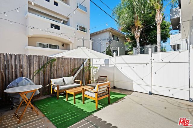 1951 Selby Avenue, Los Angeles CA: https://media.crmls.org/mediaz/a645474f-25f5-4f22-a737-0646fa374163.jpg