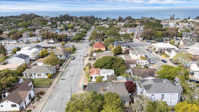 728 Spruce Avenue, Pacific Grove CA: https://media.crmls.org/mediaz/a6459c6e-4c3b-4864-b7f0-4e15406891bf.jpg