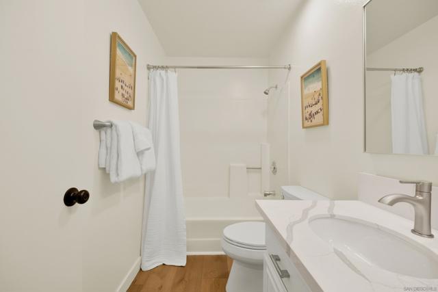 1122 Grape St, San Marcos CA: https://media.crmls.org/mediaz/a645be8e-f76d-48d5-b5a3-f8ad065ae02a.jpg