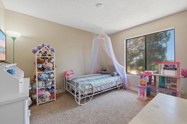 1851 Normandy Gln, Escondido, CA 92027 photo 29