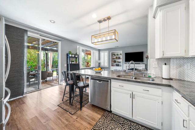 Detail Gallery Image 13 of 48 For 2552 Saddlehorn Dr, Chula Vista,  CA 91914 - 4 Beds | 3 Baths