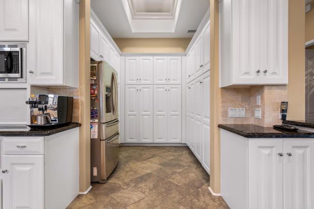 2772 Firebrand Drive, Alpine CA: https://media.crmls.org/mediaz/a647d4bb-30db-433e-9573-2bd5ccdecea6.jpg
