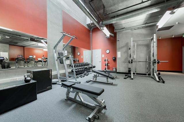 321 10th Avenue, San Diego CA: https://media.crmls.org/mediaz/a64951ae-5e25-4c02-918e-519da9ead5d9.jpg